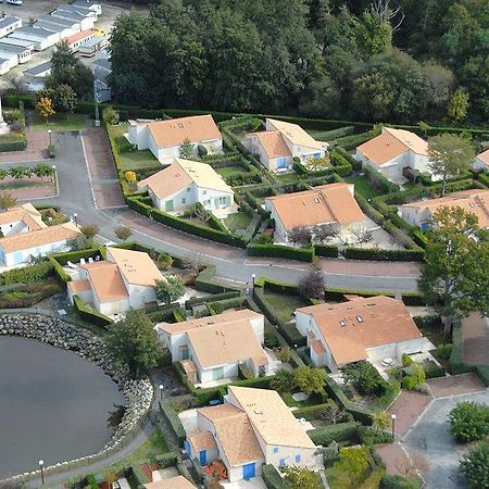 Lagrange Classic Le Clos Des Chenes Hotel Les Mathes Buitenkant foto