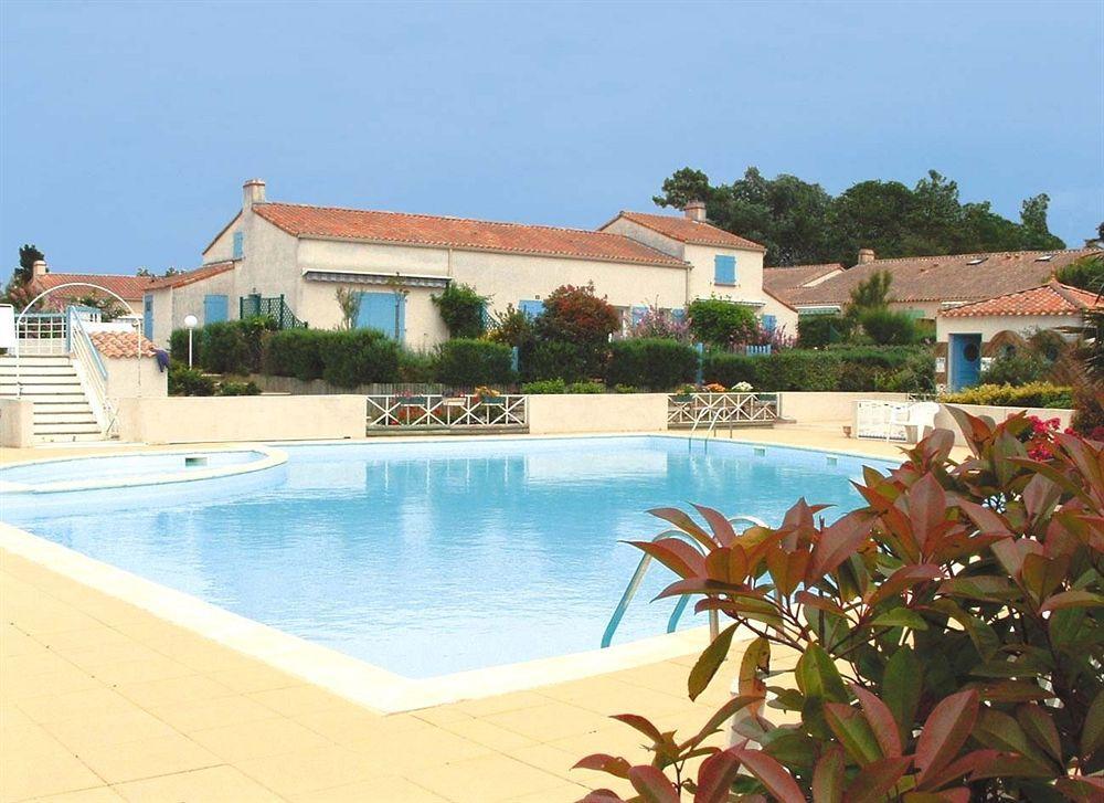 Lagrange Classic Le Clos Des Chenes Hotel Les Mathes Buitenkant foto