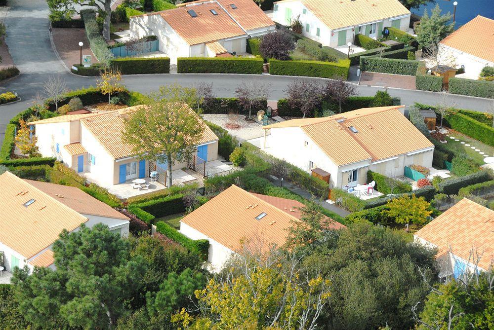 Lagrange Classic Le Clos Des Chenes Hotel Les Mathes Buitenkant foto